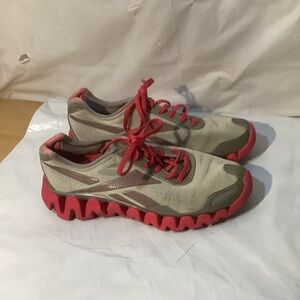 Reebok Womens Zig Pulse 2 1-V57530 Gray Pink Running Shoes Size 9.5
